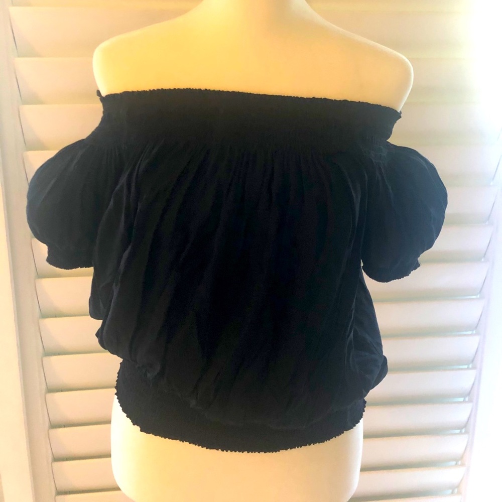Strapless top